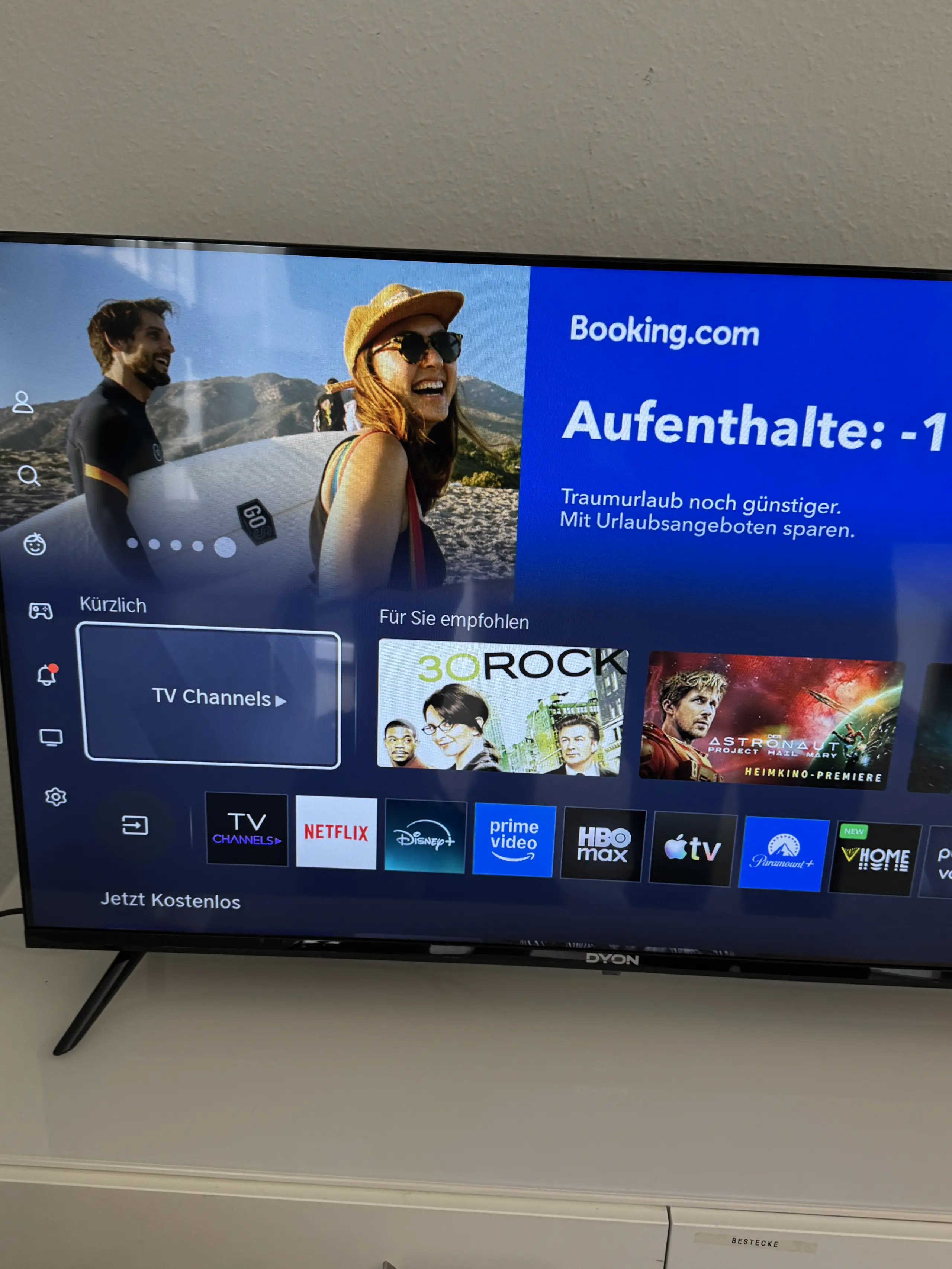 Fernseher mit Streaming-Diensten in der Ferienwohnung 3 in Bad Pyrmont
